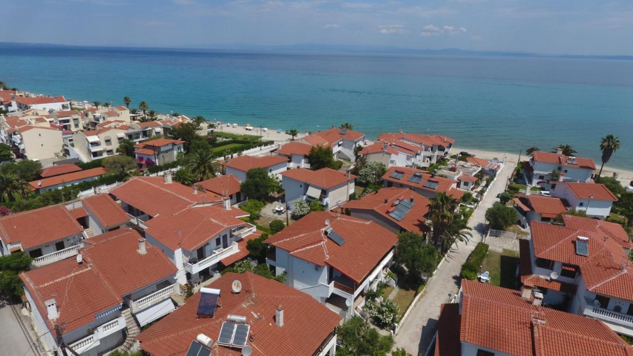 Blue Wave Apartment Pefkochori Exterior photo